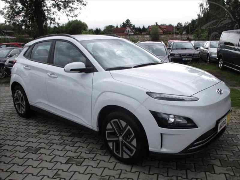 Hyundai Kona 0,0 64kWh SoH 100% - DPH - foto 1