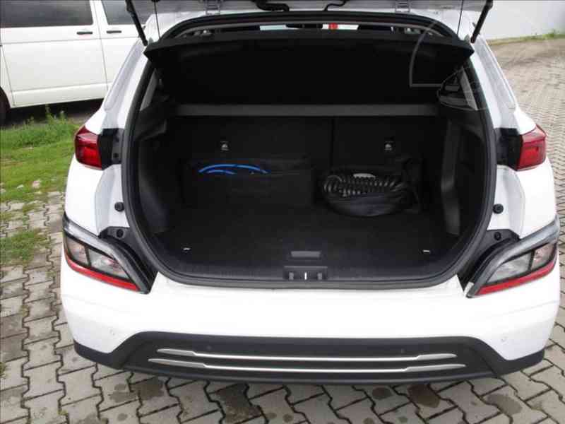 Hyundai Kona 0,0 64kWh SoH 100% - DPH - foto 12