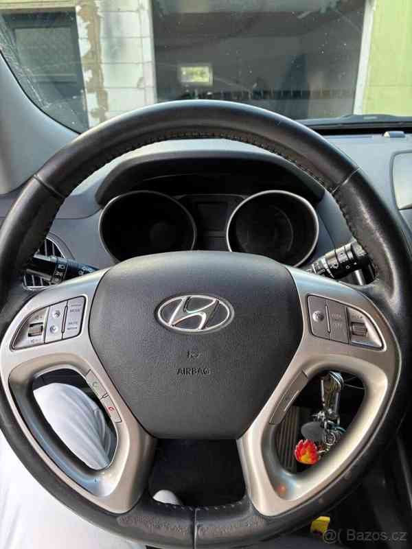 Hyundai ix35 1,7 - foto 4