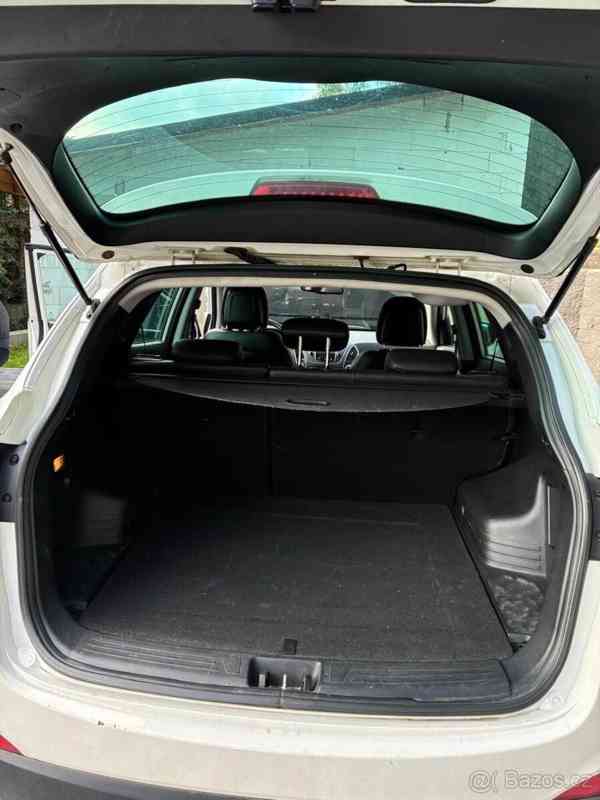 Hyundai ix35 1,7 - foto 7