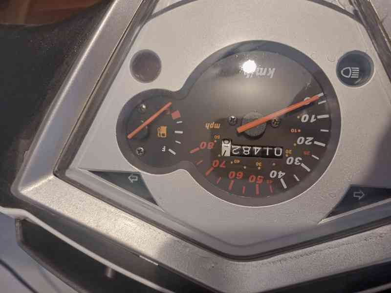 Skútr Maxon - foto 2