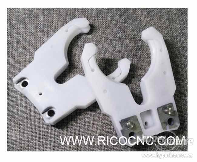 HSK63F Tool Holder Forks ATC Tool Grippers CNC Tool Clips - foto 1