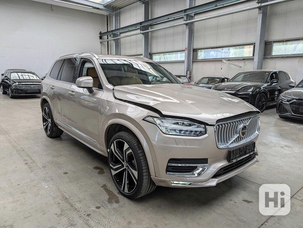 Volvo XC90 B5 AWD Plus Bright – Poškozené vozidlo - foto 1