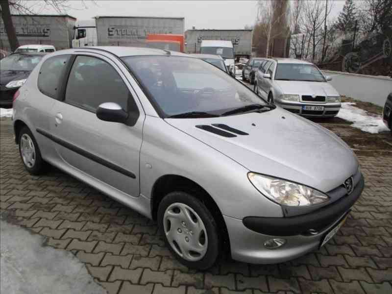 Peugeot 206 1,1 i KLIMA - foto 1