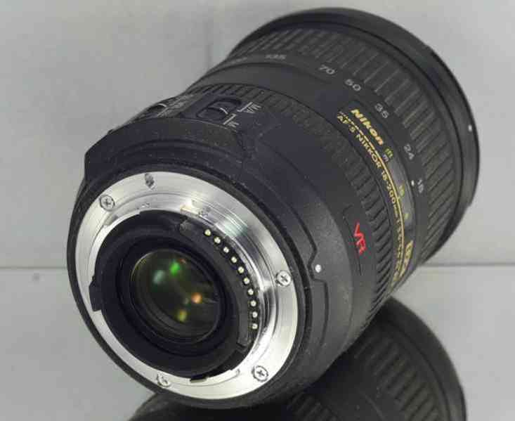 NIKON AF-S DX NIKKOR 18-200mm f/3.5-5.6 G IF ED VR - foto 4