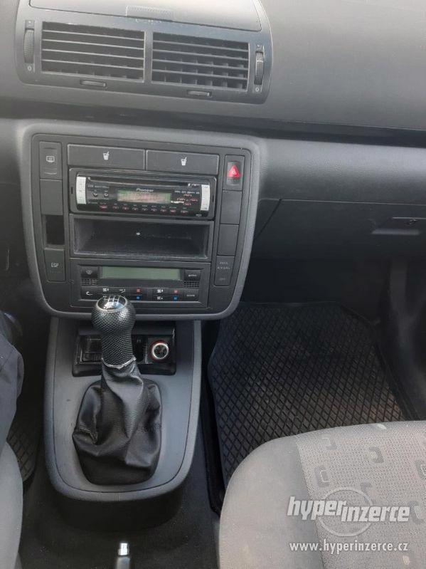 Prodám VW SHARAN, 1.9 TDi, 85 kW, 2007 - foto 6
