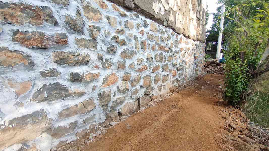 Rodinné sídlo na Staré planině (projekt) - foto 3