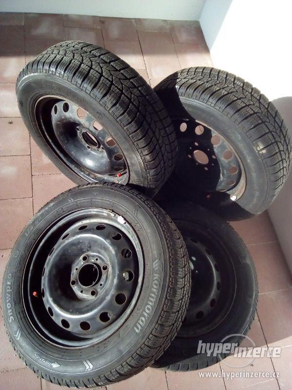 Zimní pneumatiky 175/65 R14 včetně disků - foto 7