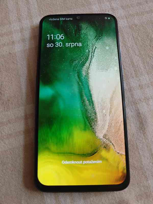 Samsung Galaxy A40 4/64GB - foto 3