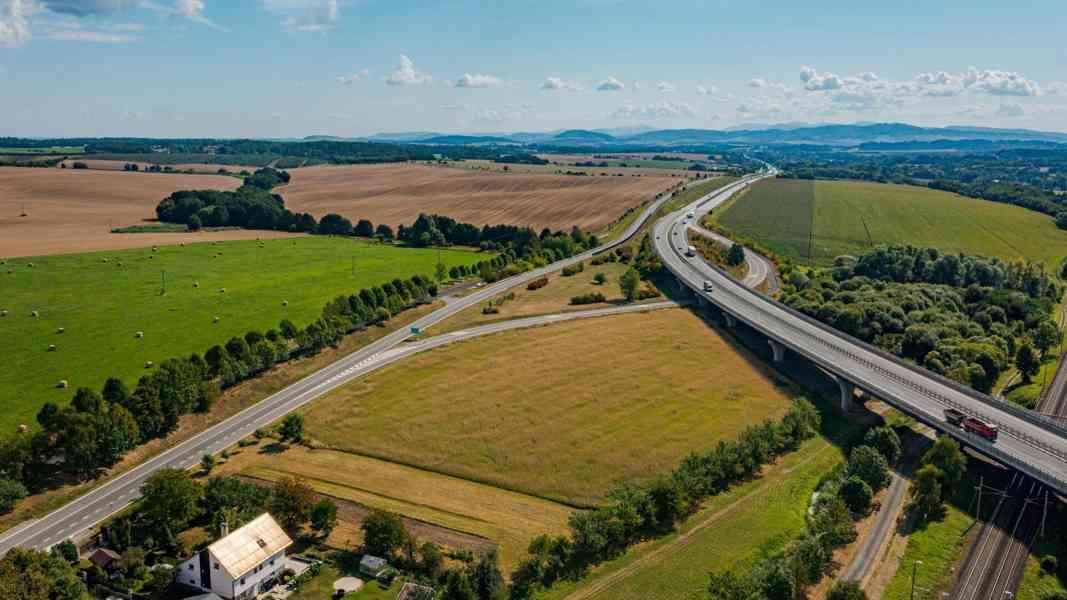 Stavební pozemek / komerční Bělotín - foto 12