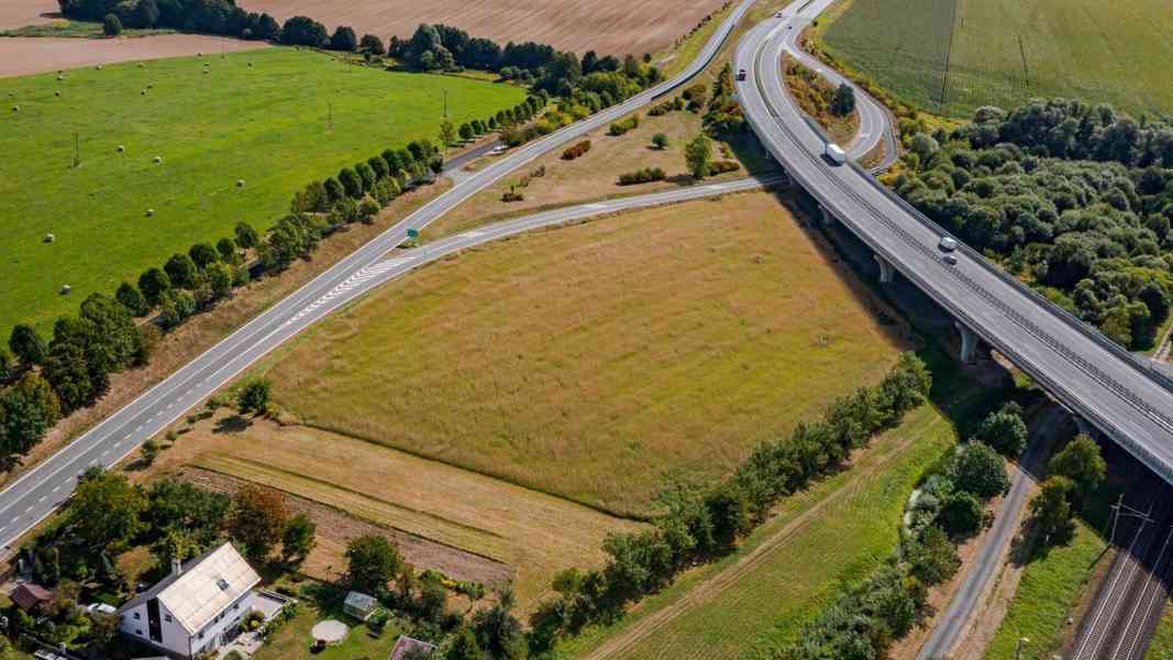 Stavební pozemek / komerční Bělotín - foto 11