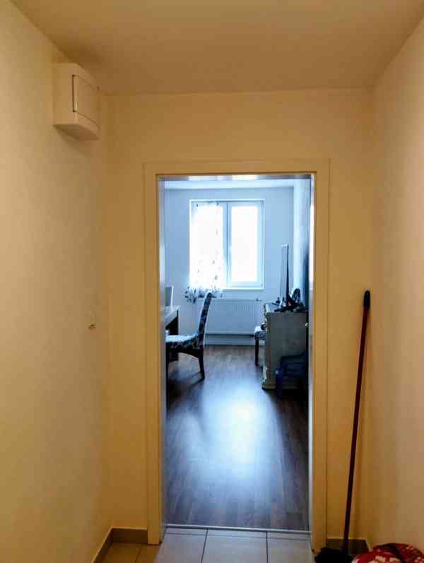 Byt 2kk 50m2 s balkonem - foto 2