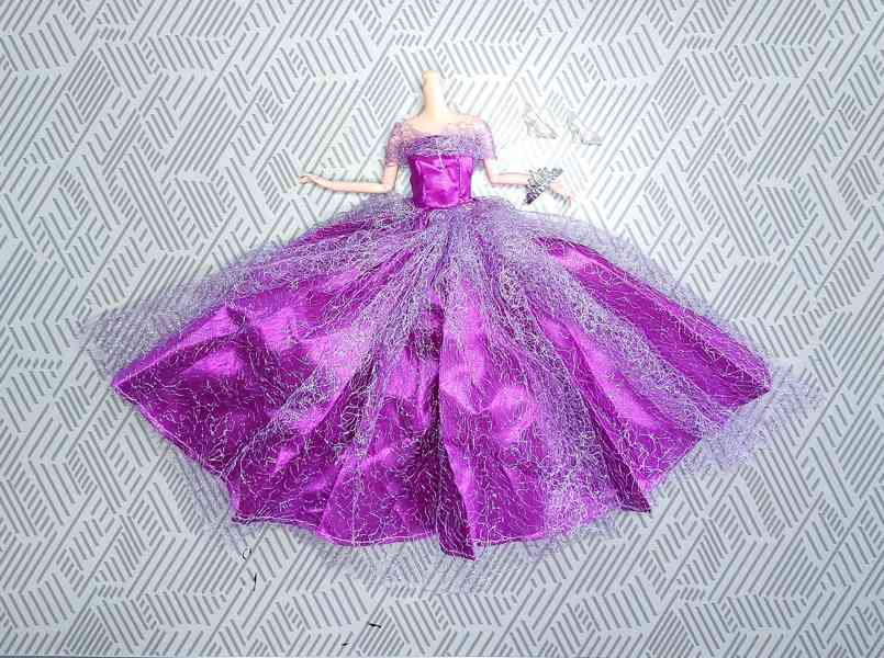 NOVÉ! Set pro panenku Barbie, bohaté šaty + boty + korunka - foto 2