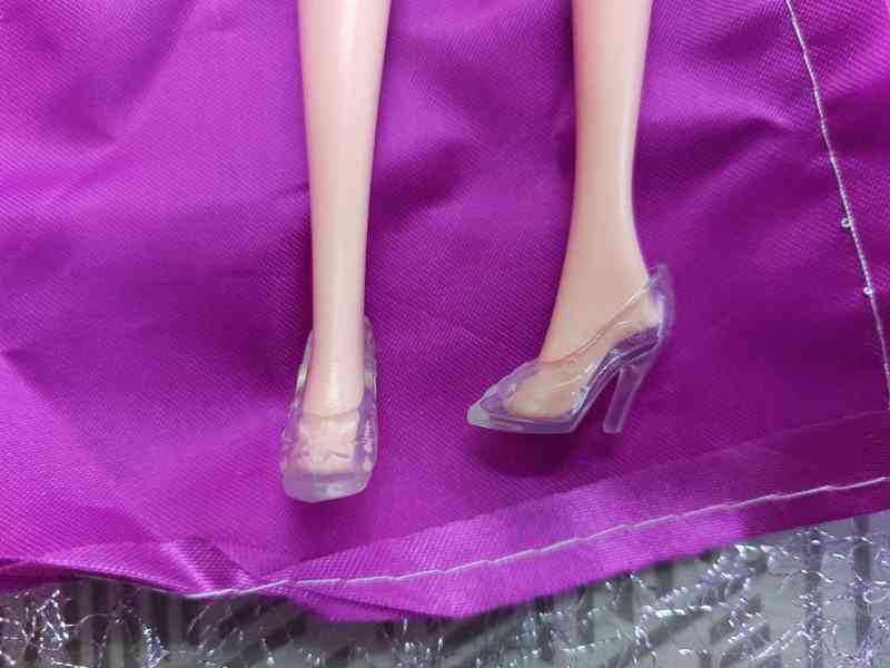NOVÉ! Set pro panenku Barbie, bohaté šaty + boty + korunka - foto 14