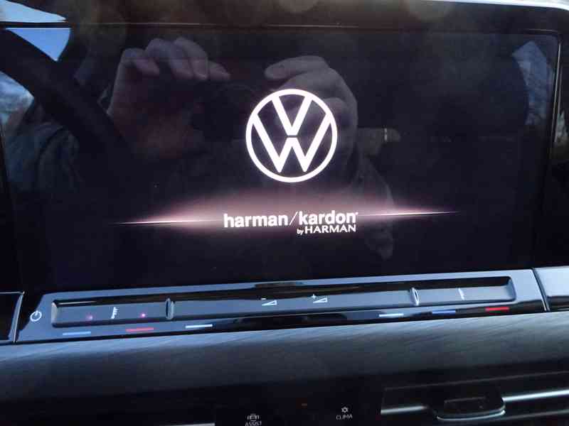 VW Golf 1.5 TSI Variant r.v.2021 Automat 1.Majitel 110 kw - foto 9