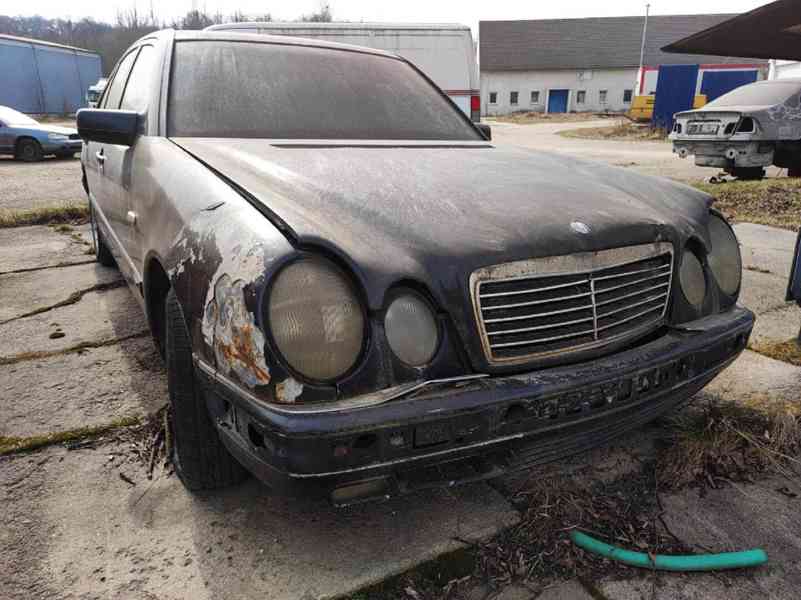 Mercedes Benz E 290 TD 2,9TD - Náhradní díly - foto 1