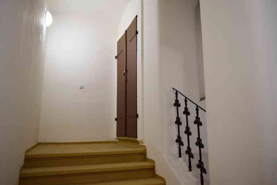 Prodej 2 rozestavěných jednotek v centru Dvora Králové - foto 5