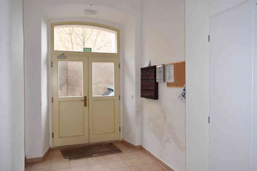 Prodej 2 rozestavěných jednotek v centru Dvora Králové - foto 2