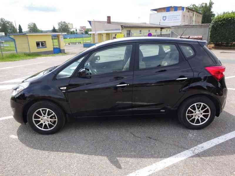Hyundai ix 20 1.6i r.v.2013 (91 kw) 1.Majitel (57 000 km) - foto 2
