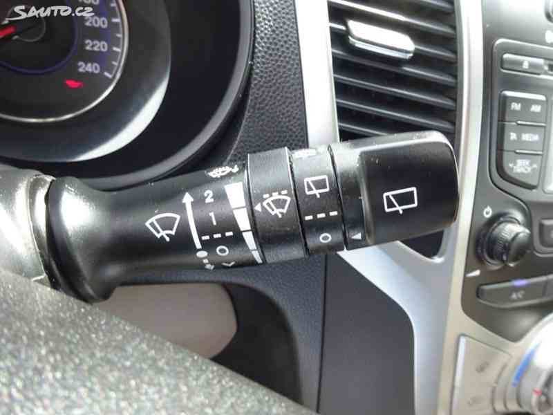 Hyundai ix 20 1.6i r.v.2013 (91 kw) 1.Majitel (57 000 km) - foto 10