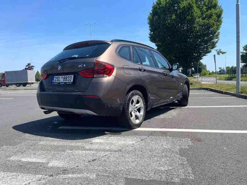 BMW X1 2,0 xDrive 20d automat - foto 3