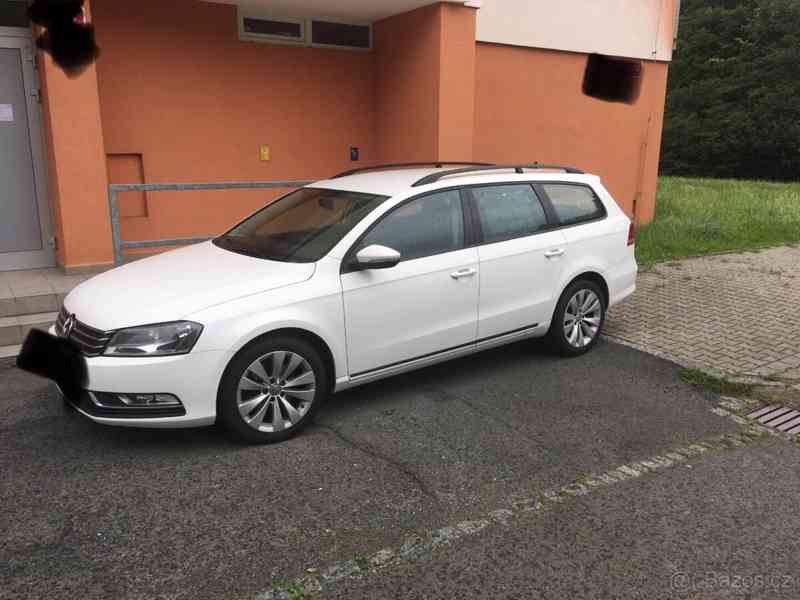 Volkswagen Passat 2,0 - foto 2
