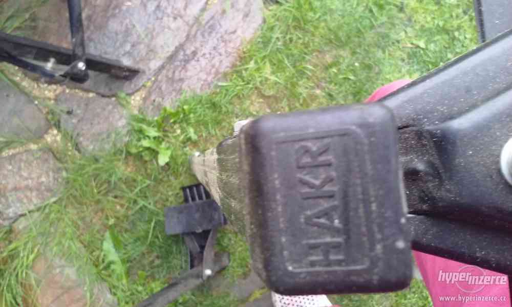 Nosiče kol a střešní nosič HAKR - foto 3