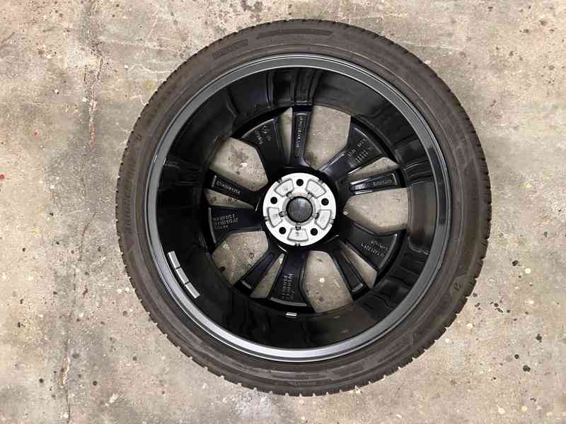 Octavia - originál komplet zimní kola.Jako nové.8mm.Přivezu - foto 7