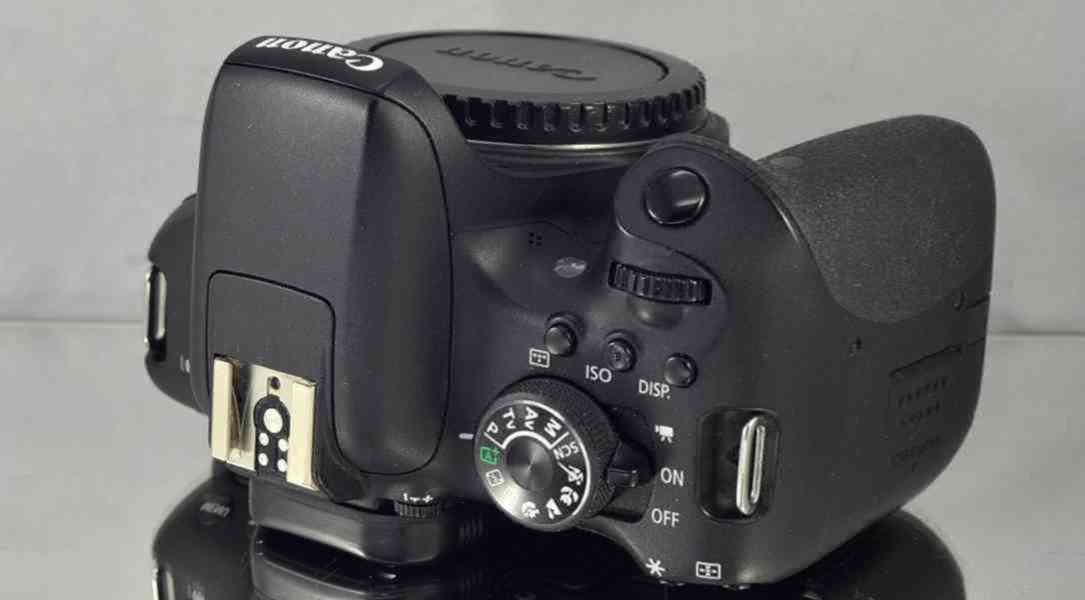 Canon EOS 750D **24 Mpix CMOS*Full HDV*Wi-Fi a NFC* 5200 exp - foto 3