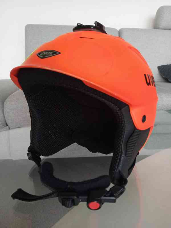 Dětská lyžařská helma Uvex, vel. 52-55 - foto 5