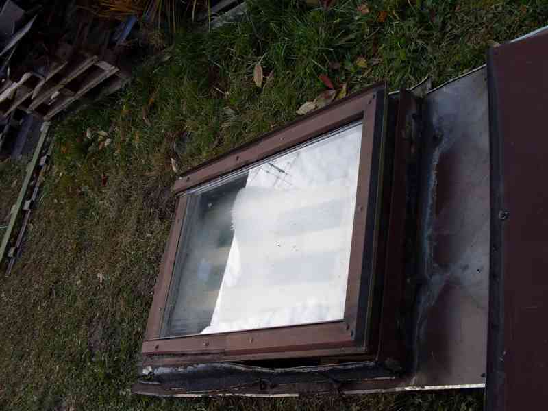 STŘEŠNÍ OKNO 119x81cm  - foto 2