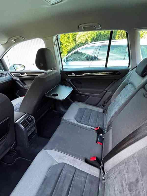 Volkswagen Golf Sportsvan 1,6   TDI Highline | 1. majitel - foto 11