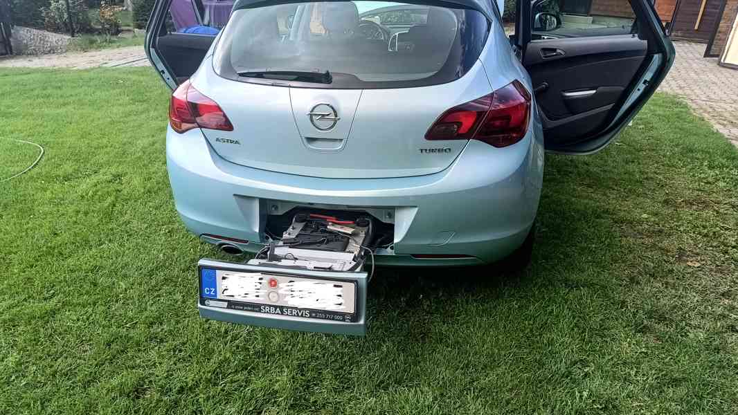 Astra J, 1.6Turbo 132kw - foto 4
