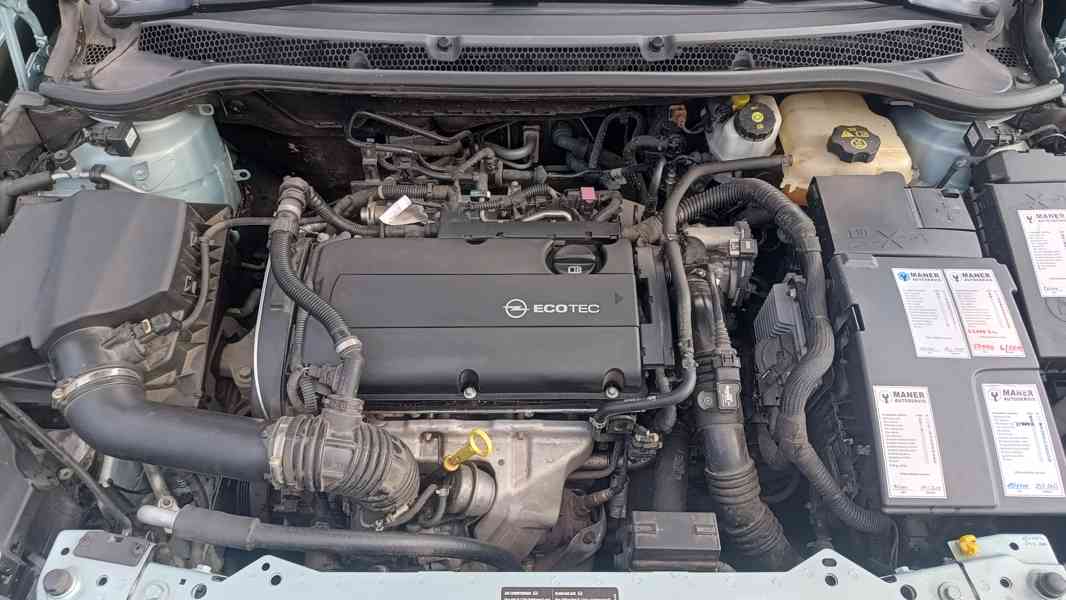 Astra J, 1.6Turbo 132kw - foto 2