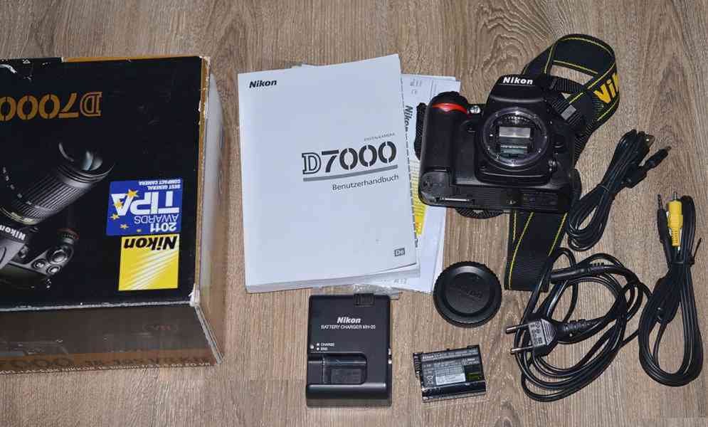 Nikon D7000 **16.2 MPix*Full HD Video*TOP 7900 Exp - foto 1
