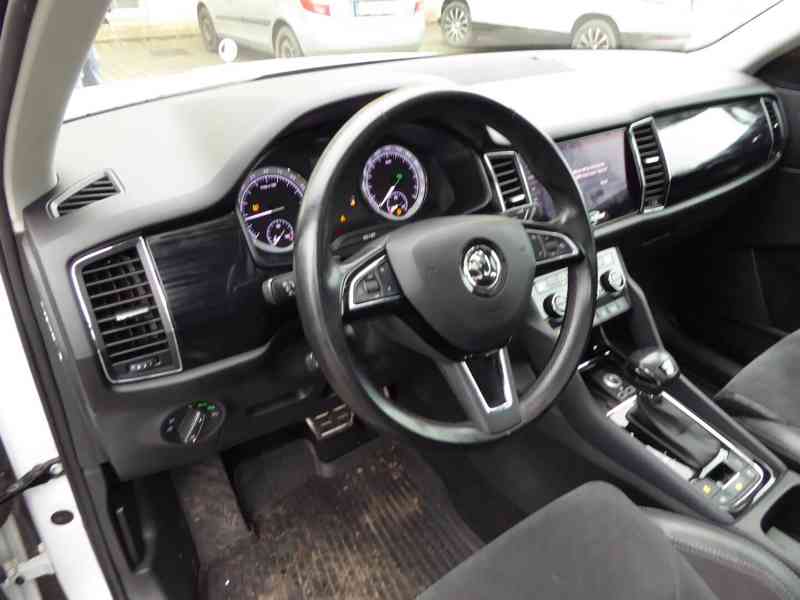 ŠKODA Kodiaq Style Plus 2,0 TDI 140 kW 4x4 DSG, 7 míst - foto 23