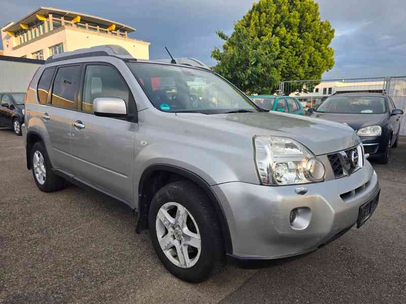 Nissan X-Trail 2,5i LE 4X4 Aut. benzín 124kw - foto 1
