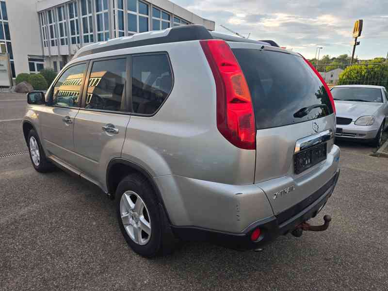 Nissan X-Trail 2,5i LE 4X4 Aut. benzín 124kw - foto 5