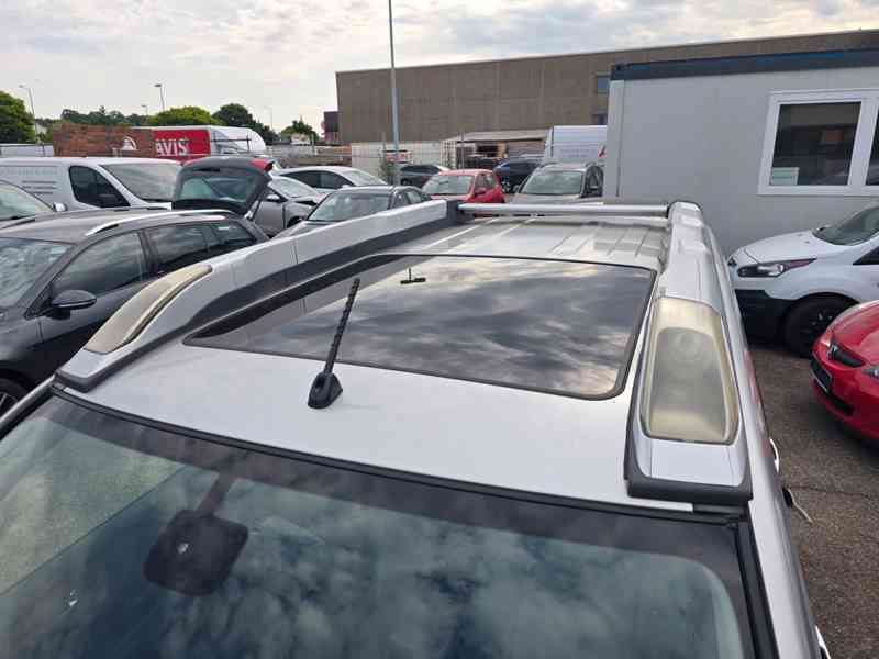 Nissan X-Trail 2,5i LE 4X4 Aut. benzín 124kw - foto 6