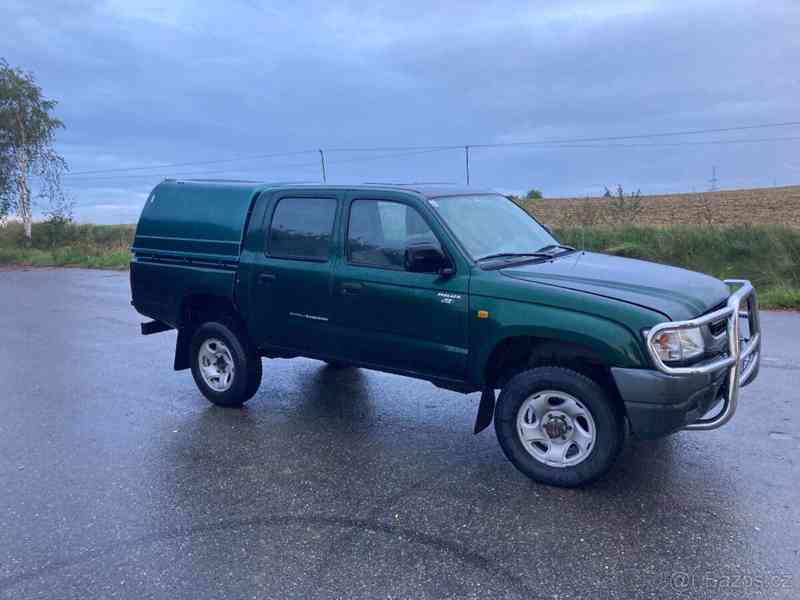 Toyota Hilux 2,5D 4x4	 - foto 2