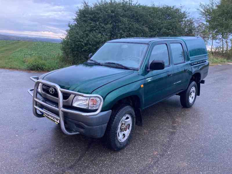 Toyota Hilux 2,5D 4x4	 - foto 8