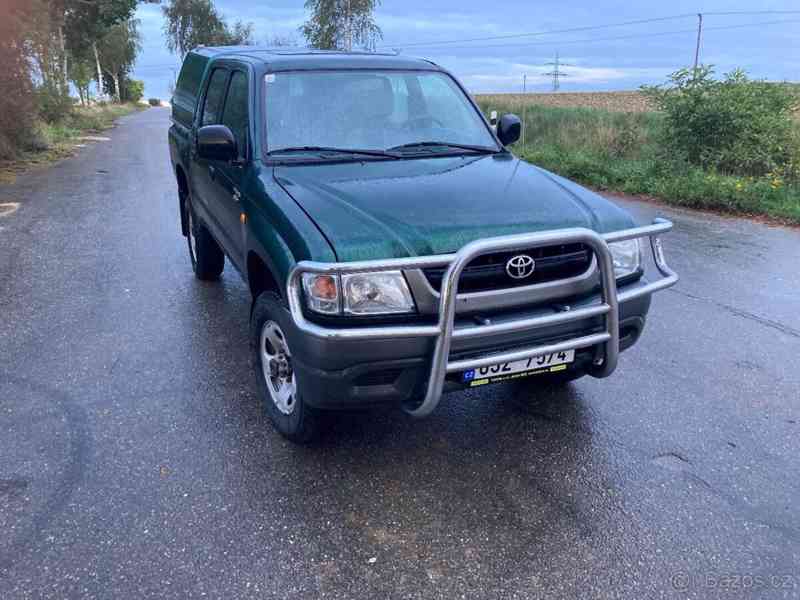 Toyota Hilux 2,5D 4x4	 - foto 1