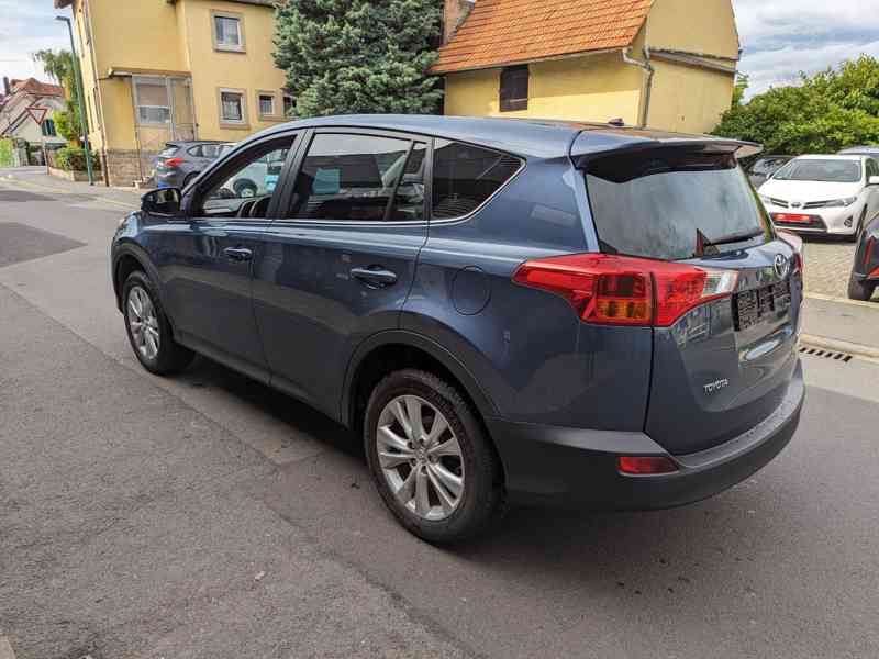 Toyota RAV 4 2,0i  START Edition benzín 111kw - foto 3