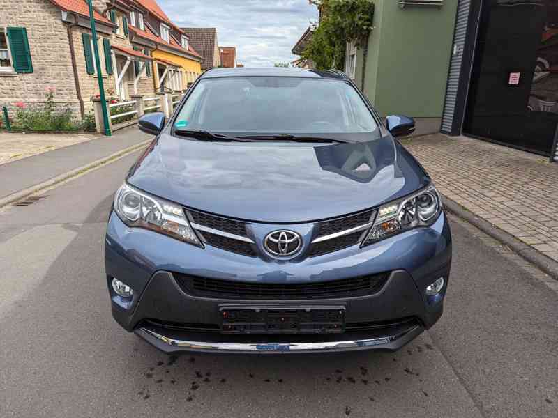 Toyota RAV 4 2,0i  START Edition benzín 111kw - foto 10