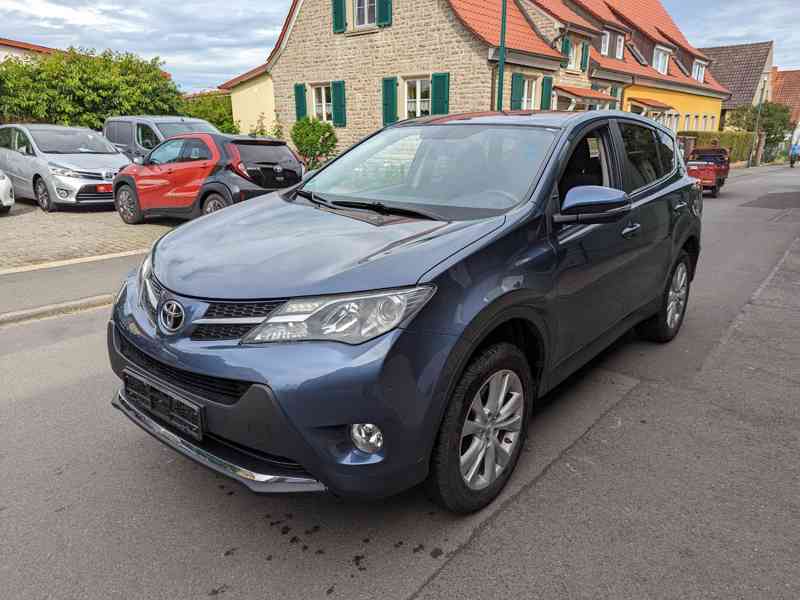 Toyota RAV 4 2,0i  START Edition benzín 111kw - foto 9