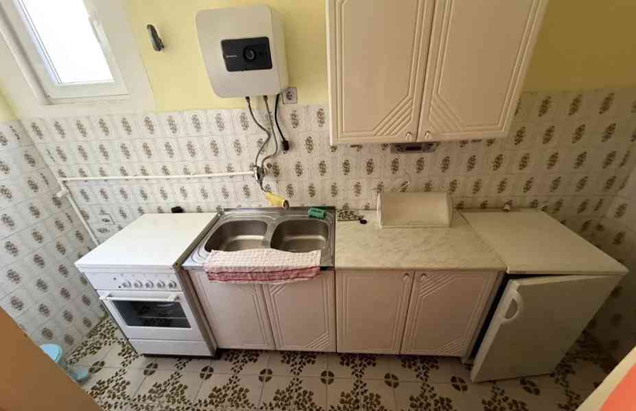 Moderní dům v klidné části města Niš - Jižní Srbsko - foto 3