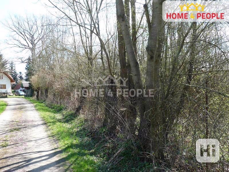 Pozemek-zahrada s možností výstavby rodinného domu - foto 9