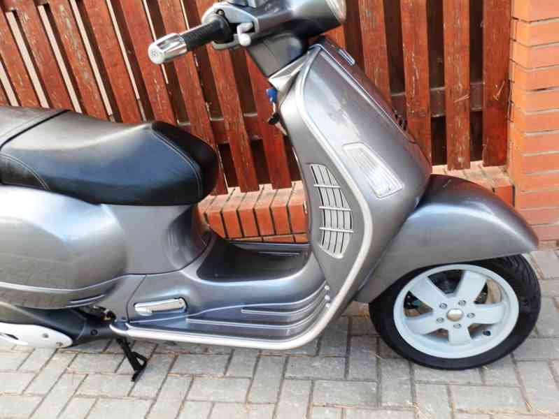 Vespa GT 200 Granturismo - foto 2