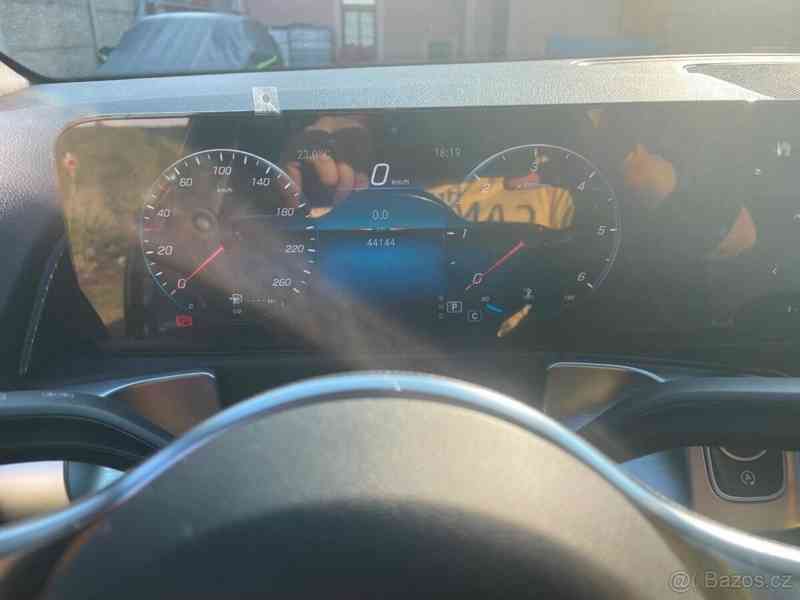 Mercedes-Benz GLB 200 - foto 11