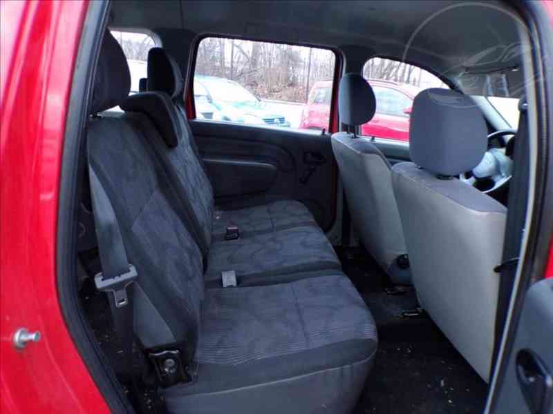 Dacia Logan 1,6 i - foto 10